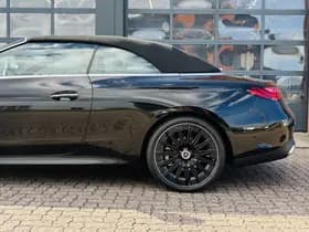 Mercedes-Benz CLE 300 4-Matic Cabriolet AMG Line thumbnail 5