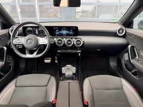 Mercedes-Benz CLA 250 e Shooting Brake AMG Line thumbnail 11