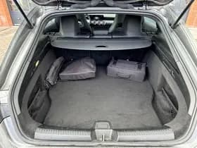 Mercedes-Benz CLA 250 e Shooting Brake AMG Line thumbnail 8