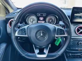 Mercedes-Benz GLA 180 AMG Night Edition Plus thumbnail 13