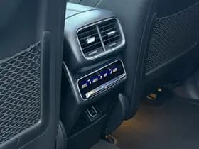 Mercedes-Benz GLE thumbnail 9