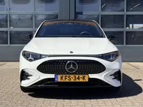 Mercedes-Benz CLA-Klasse thumbnail 2