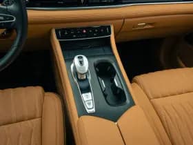 Voyah Dream Flagship Edition 109 kWh l Bi-directioneel l 4WD l 7 Persoons l thumbnail 18