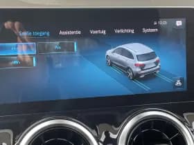 Mercedes-Benz B-Klasse B 180 Business Solution AMG Automaat thumbnail 18