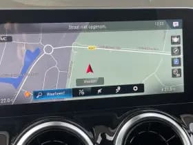 Mercedes-Benz B-Klasse B 180 Business Solution AMG Automaat thumbnail 19