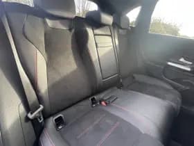 Mercedes-Benz B-Klasse B 180 Business Solution AMG Automaat thumbnail 10