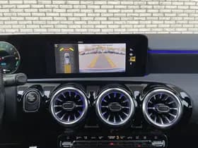 Mercedes-Benz A-Klasse A 250 e AMG Line thumbnail 15