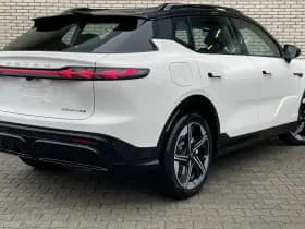 Voyah Courage Business Edition 80 kWh thumbnail 5