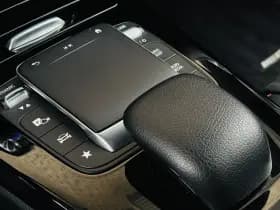 Mercedes-Benz CLA 200 Shooting Brake Business Solution AMG thumbnail 18