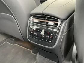 Mercedes-Benz EQE SUV 300 thumbnail 12