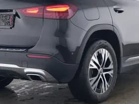 Mercedes-Benz GLA 250 e Luxury Line thumbnail 4