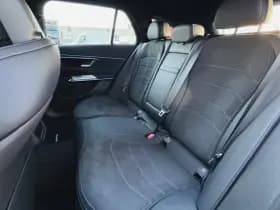 Mercedes-Benz E-Klasse E 300 e Estate AMG Line thumbnail 9