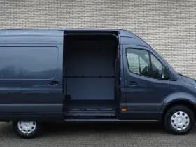 Mercedes-Benz ESprinter 320 L2 Pro 81kWh I DISTRONIC I DC laden 115 kW thumbnail 4