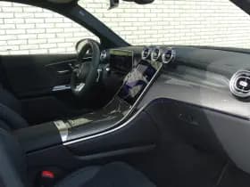 Mercedes-Benz GLC 300e 4-Matic Sport Edition thumbnail 11