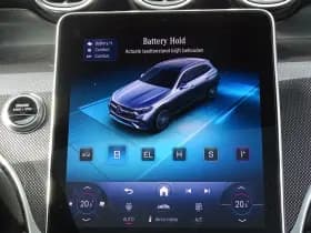 Mercedes-Benz GLC 300e 4-Matic Sport Edition thumbnail 17