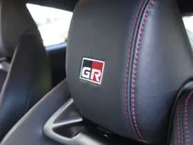 Toyota Yaris thumbnail 10