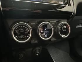 Suzuki Swift thumbnail 16