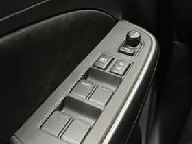 Suzuki Swift thumbnail 19
