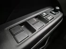 Suzuki Swift thumbnail 23