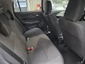 Suzuki Swift thumbnail 6