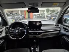 Suzuki Swift thumbnail 2