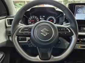 Suzuki Swift thumbnail 16