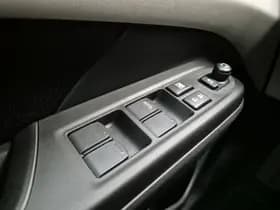 Suzuki Swift thumbnail 20