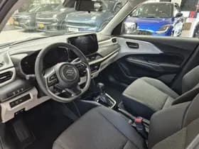 Suzuki Swift thumbnail 4