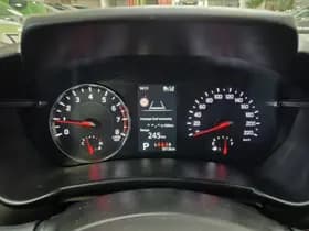 Suzuki Swift thumbnail 10