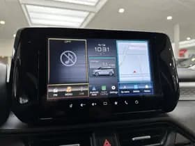 Suzuki Swift thumbnail 11