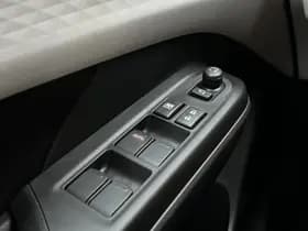 Suzuki Swift thumbnail 19