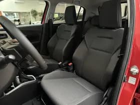 Suzuki Swift thumbnail 4