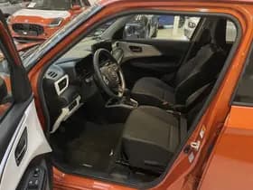 Suzuki Swift thumbnail 14
