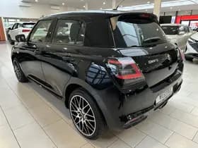 Suzuki Swift thumbnail 3