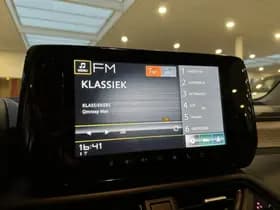Suzuki Swift thumbnail 11