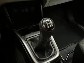 Suzuki Swift thumbnail 16