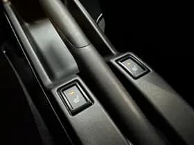 Suzuki Swift thumbnail 17