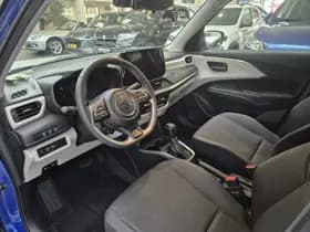 Suzuki Swift thumbnail 4