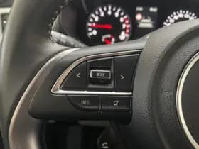 Suzuki Swift thumbnail 17