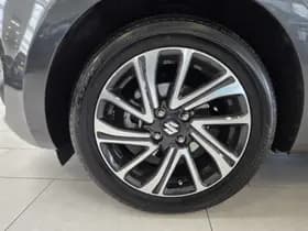 Suzuki Swift thumbnail 29