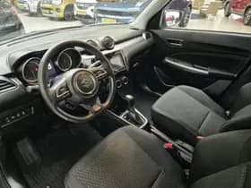 Suzuki Swift thumbnail 4