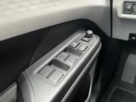 Suzuki Swift thumbnail 19