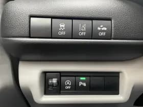 Suzuki Swift thumbnail 32