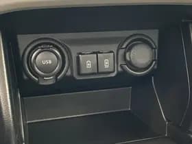 Suzuki Swift thumbnail 18