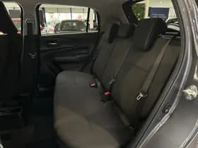 Suzuki Swift thumbnail 6