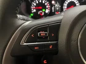 Suzuki Swift thumbnail 22