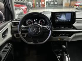 Suzuki Swift thumbnail 2