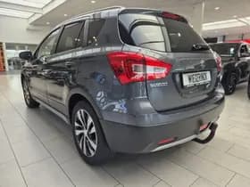 Suzuki S-CROSS thumbnail 16