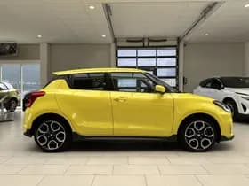 Suzuki Swift thumbnail 9
