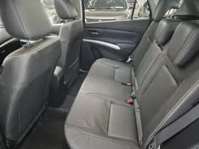 Suzuki S-CROSS thumbnail 11